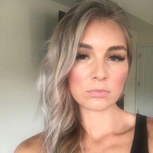 Meet your Posher, Savannah